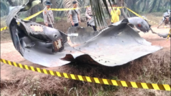 Benda Misterius Berukuran 6 Meter Ditemukan di Parit Kebun Sawit Kotim